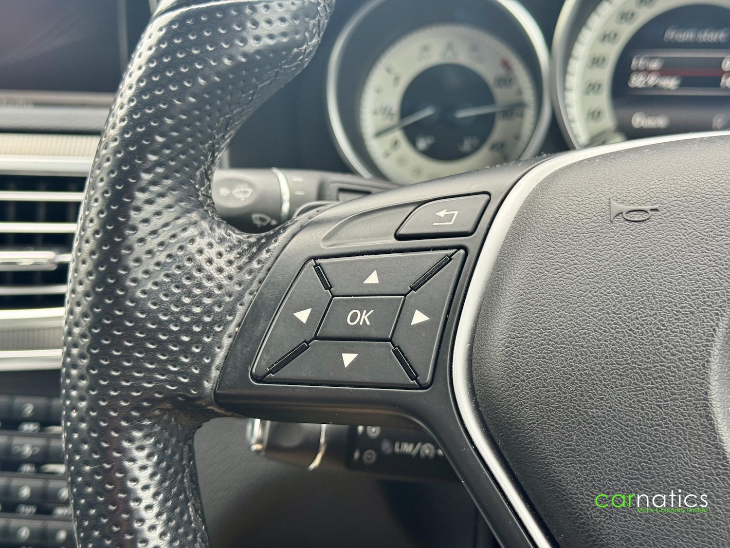 Used Mercedes-Benz E Class 2013 for sale - 76317703: Photo 32