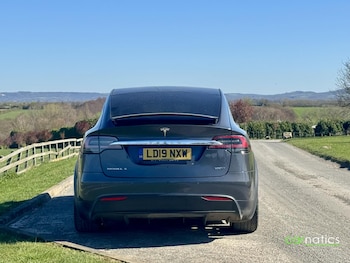 Used Tesla Model X 2019 for sale - 76777091: Photo