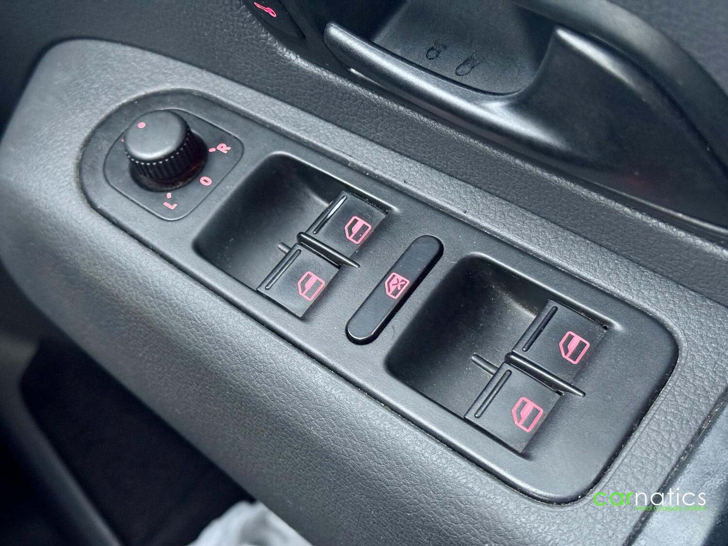 Used Volkswagen Amarok 2016 for sale - 76777087: Photo 40