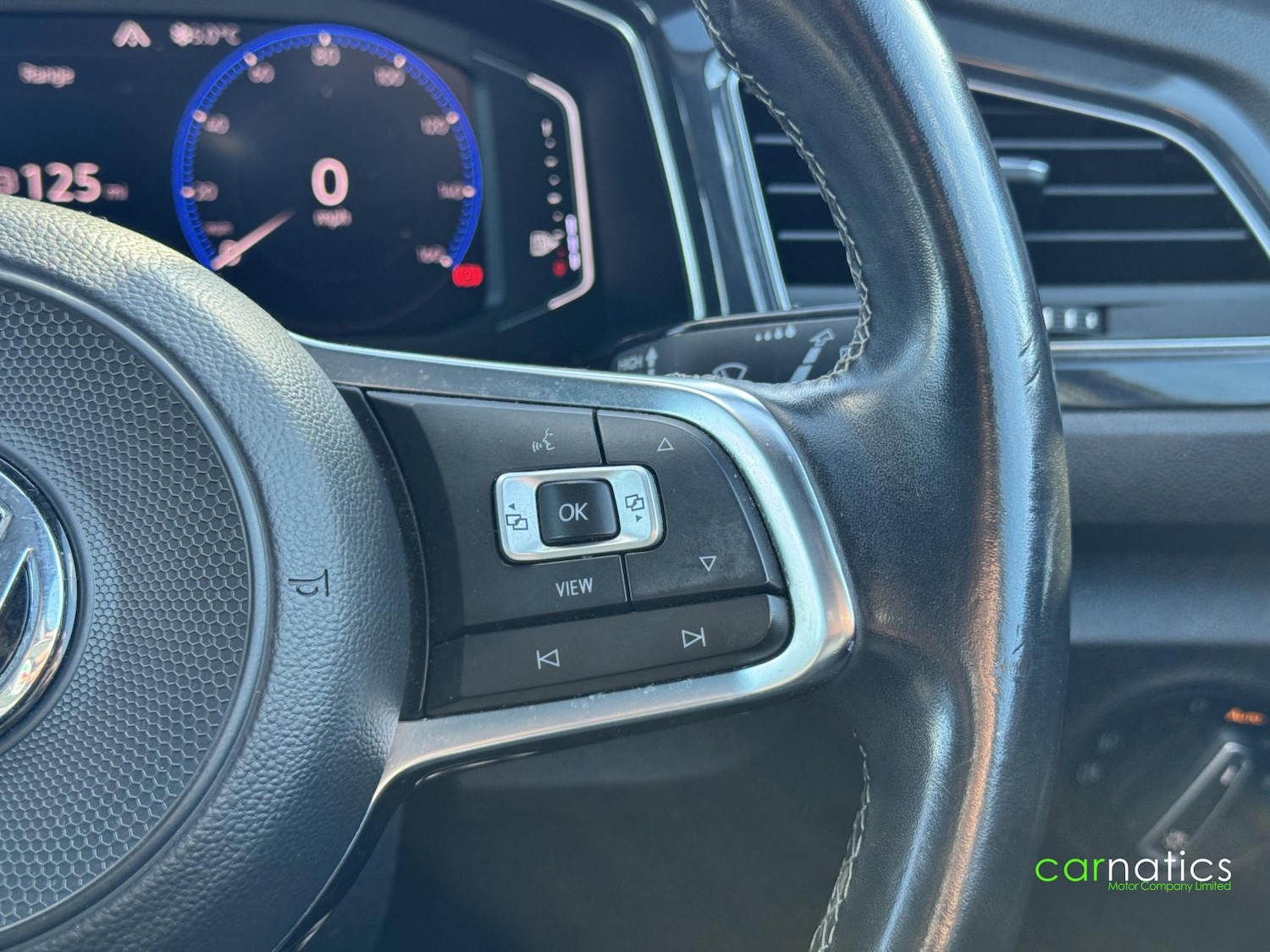 Used Volkswagen T-Roc 2019 for sale - 77558852: Photo 41