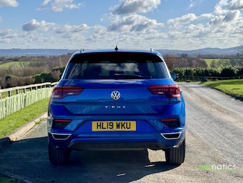 Used Volkswagen T-Roc 2019 for sale - 77558852: Photo
