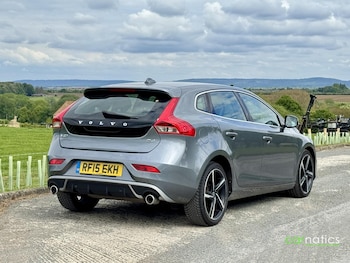 Used Volvo V40 2015 for sale - 78503433: Photo