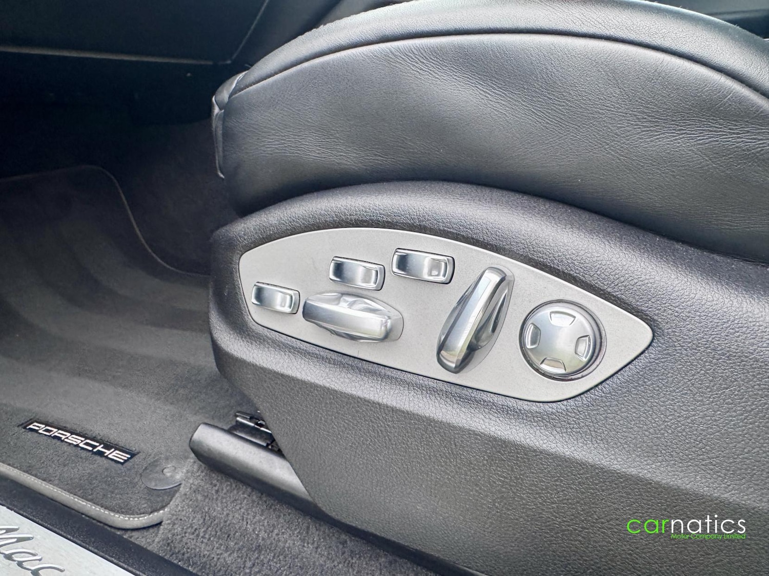 Used Porsche Macan 2018 for sale - 77644136: Photo 22