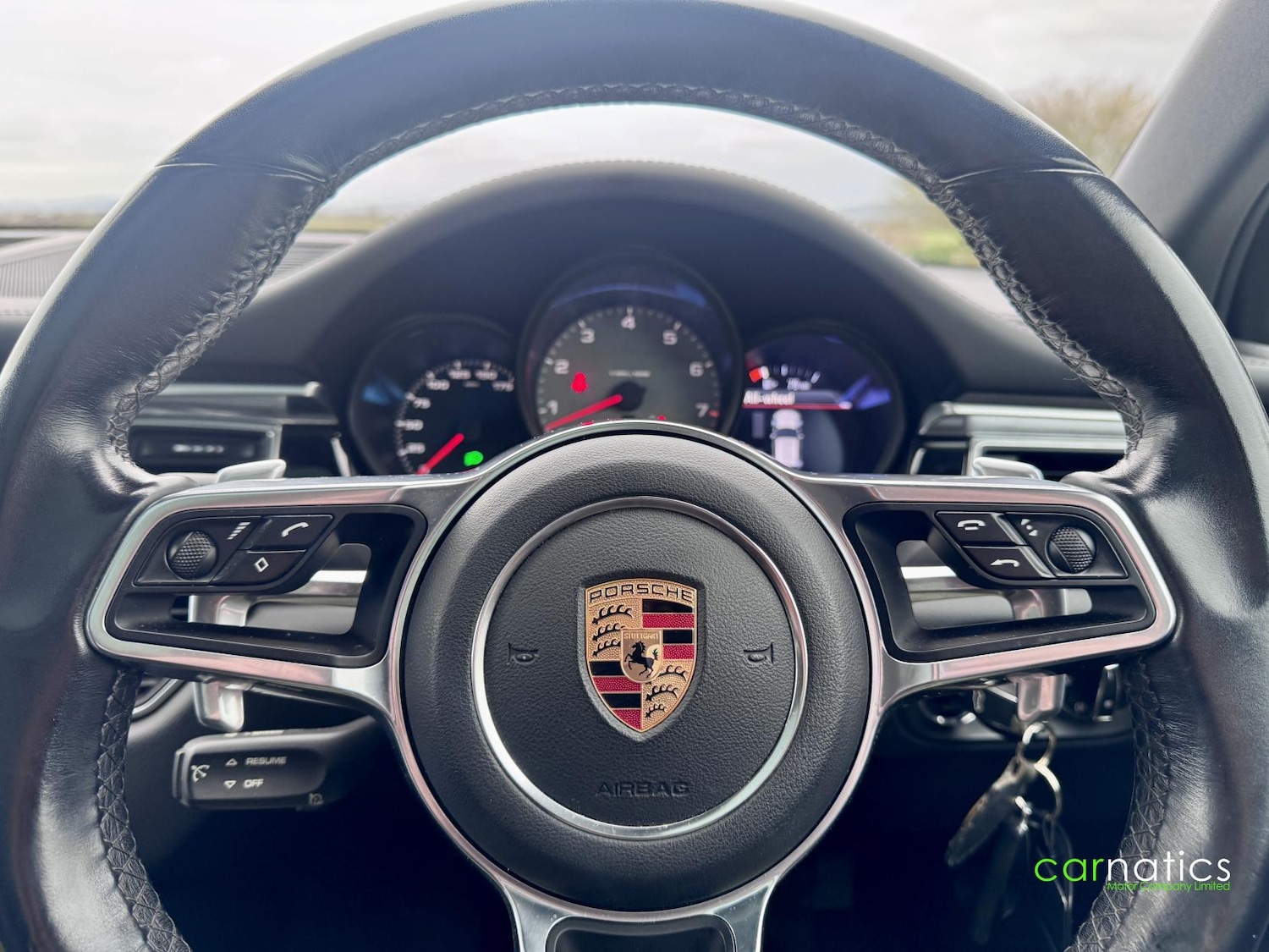 Used Porsche Macan 2018 for sale - 77644136: Photo 25