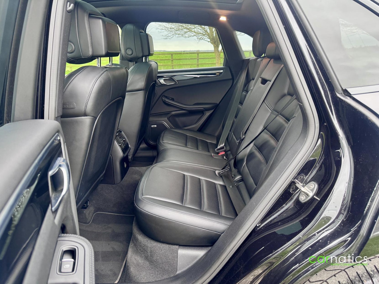 Used Porsche Macan 2018 for sale - 77644136: Photo 49