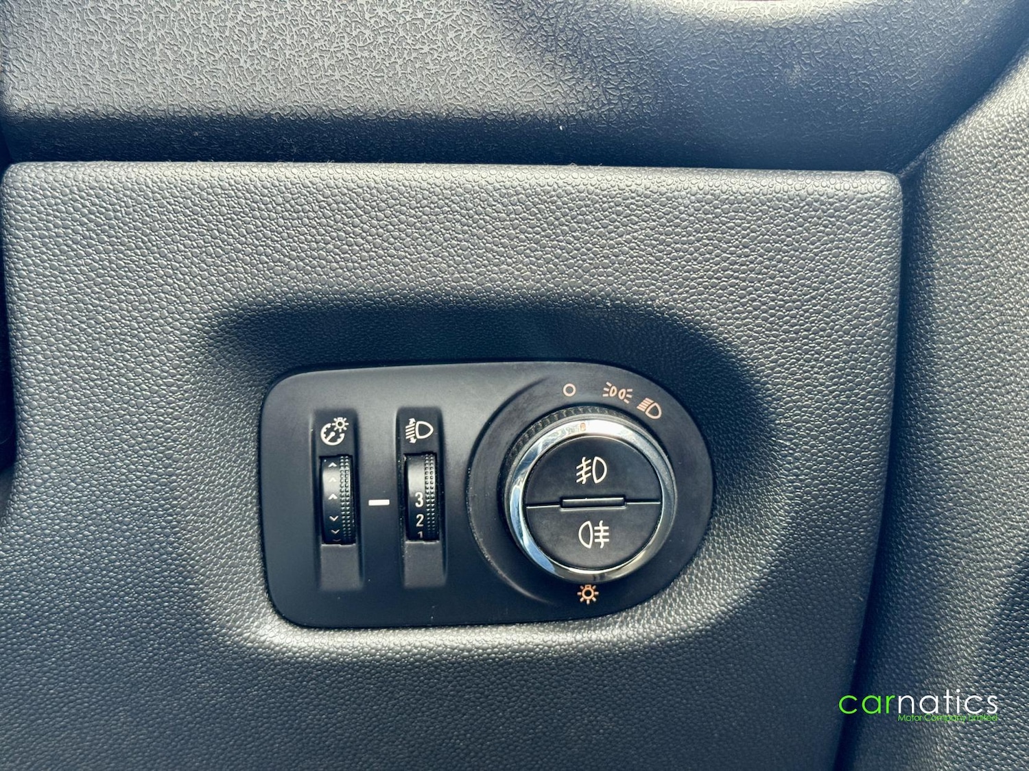 Used Vauxhall Corsa 2011 for sale - 76363513: Photo 29