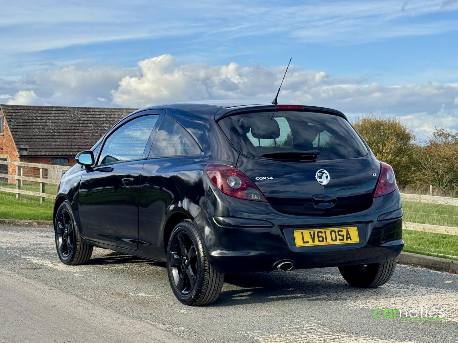 Used Vauxhall Corsa 2011 for sale - 76363513: Photo 4