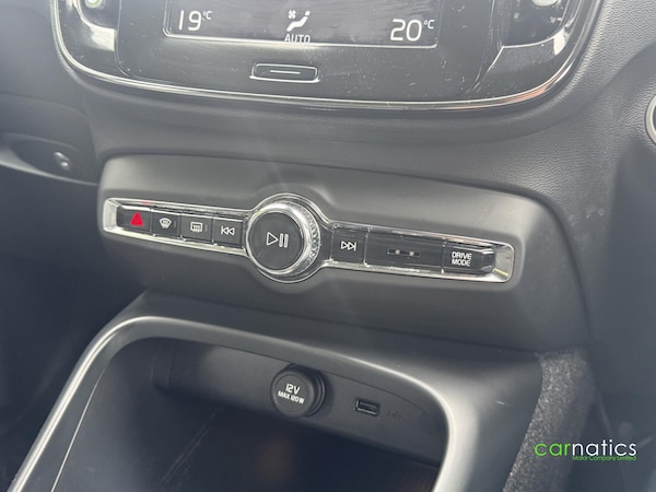 Used Volvo XC40 2020 for sale - 76079915: Photo 35