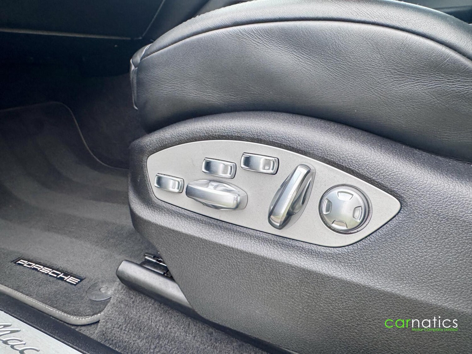 Used Porsche Macan 2018 for sale - 78156429: Photo 22