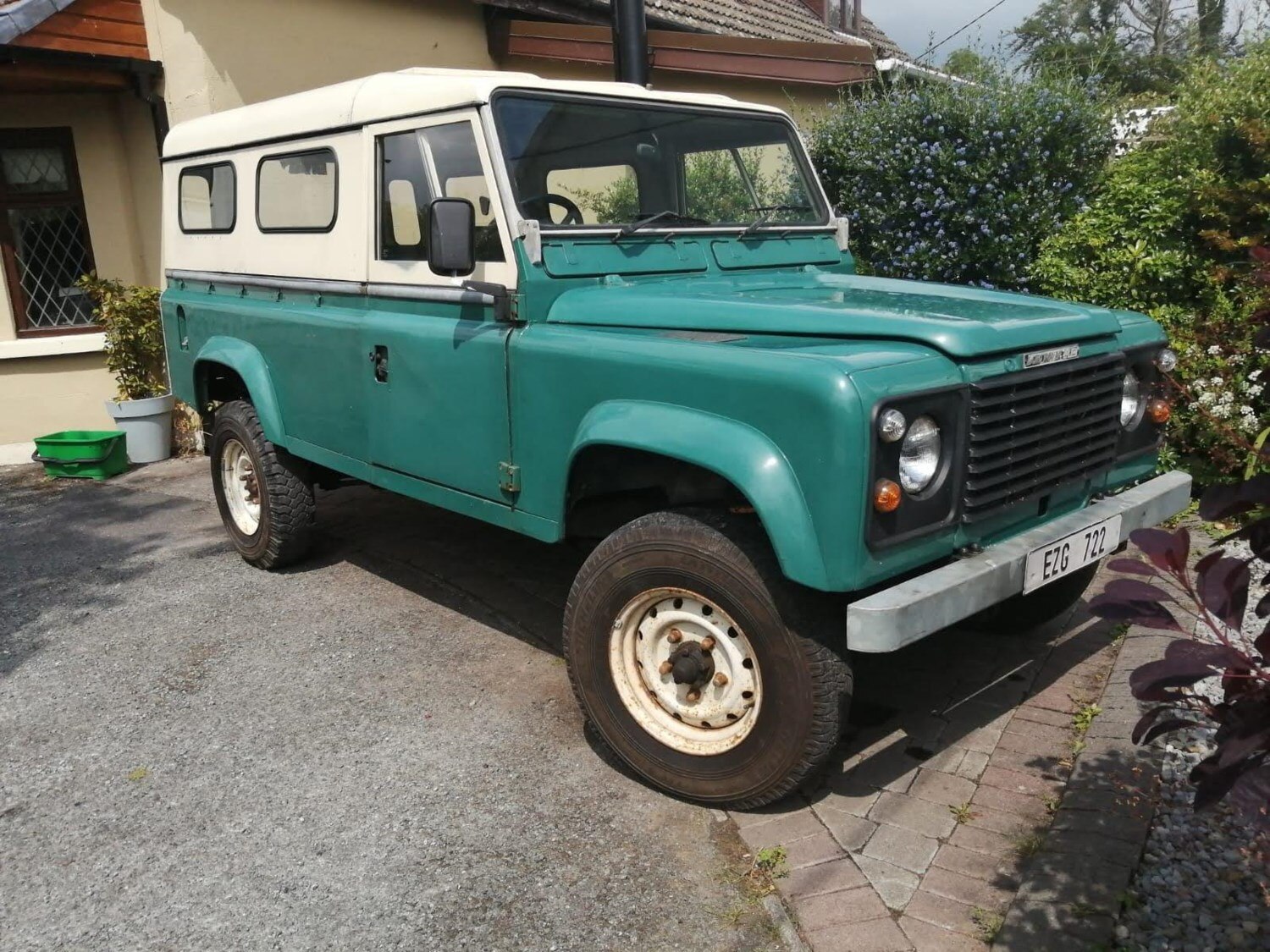 Land rover defender 1983