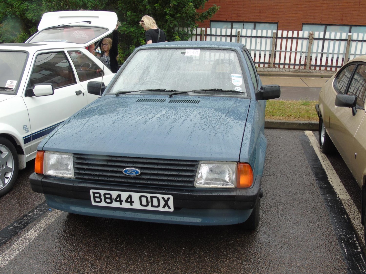 Ford escort 1985