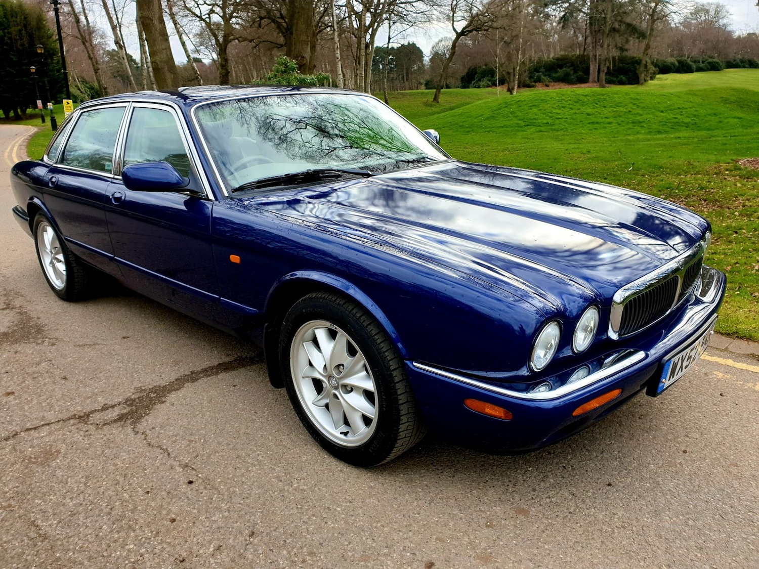 Classic Jaguar Cars for Sale CCFS