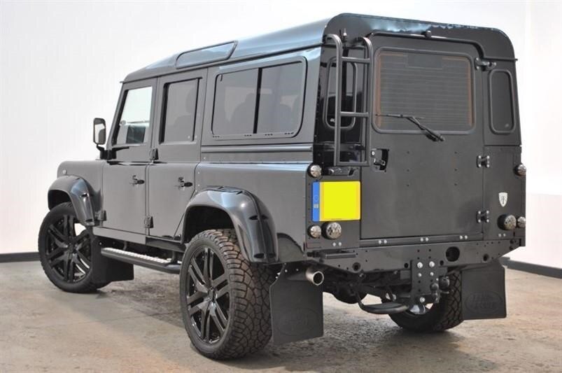 Land rover defender 2014