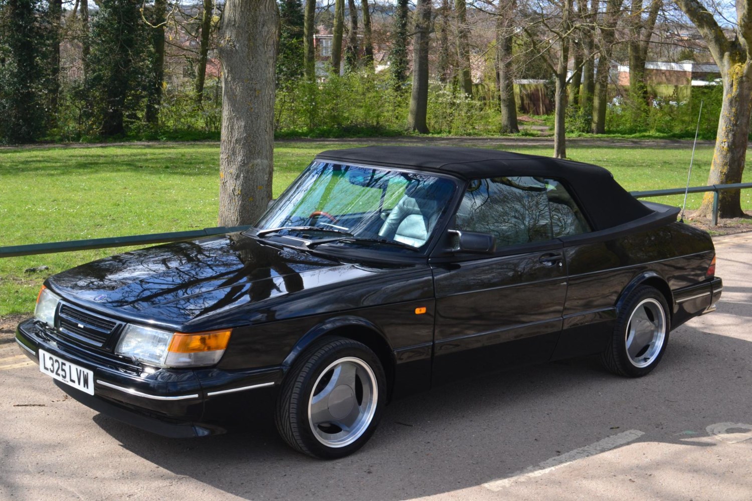 Classic Saab Cars for Sale | CCFS