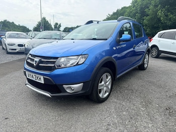Used Dacia Sandero Stepway 2014 for sale - 79282989: Photo