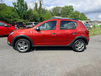 Used Dacia Sandero Stepway 2017 for sale - 79283009: Photo