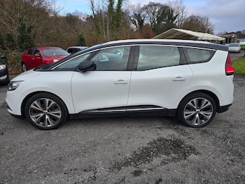Used Renault Grand Scenic 2018 for sale - 79282985: Photo