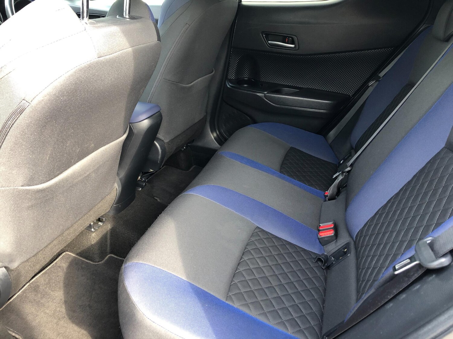 Used Toyota C-HR 2021 for sale - 77439848: Photo 14