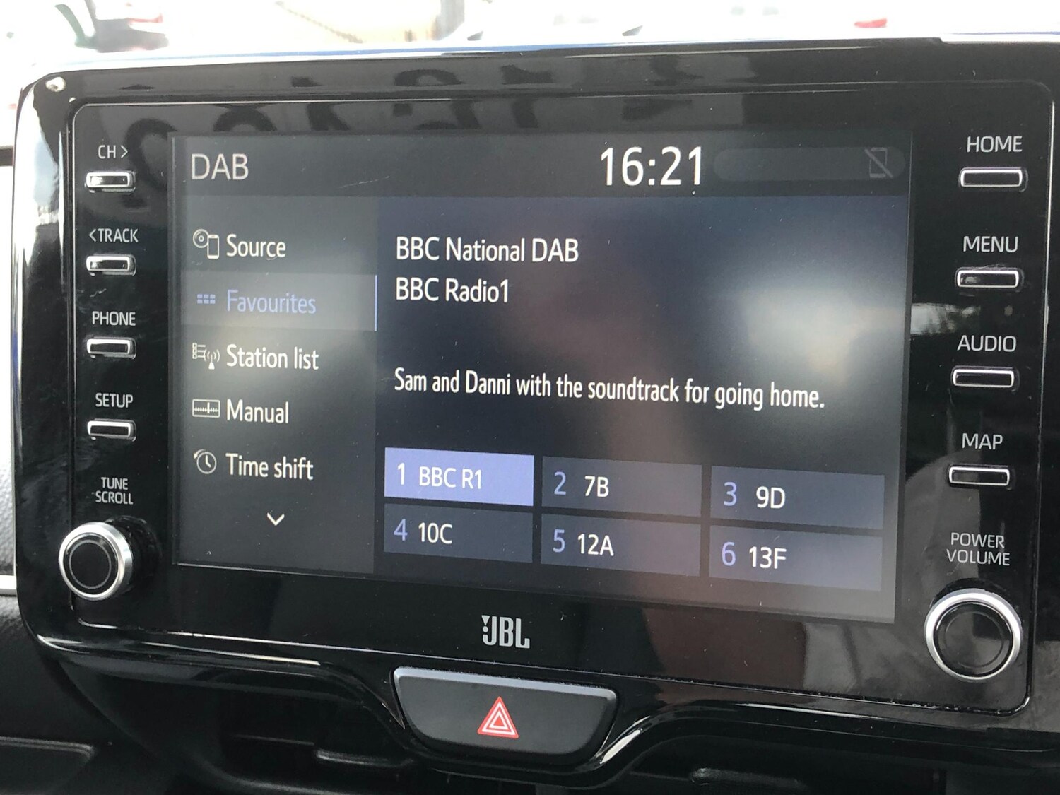 Used Toyota Yaris 2022 for sale - 76213933: Photo 8