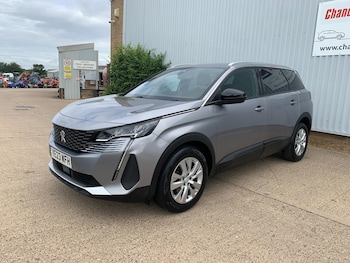 Used Peugeot 5008 2023 for sale - 76214876: Photo