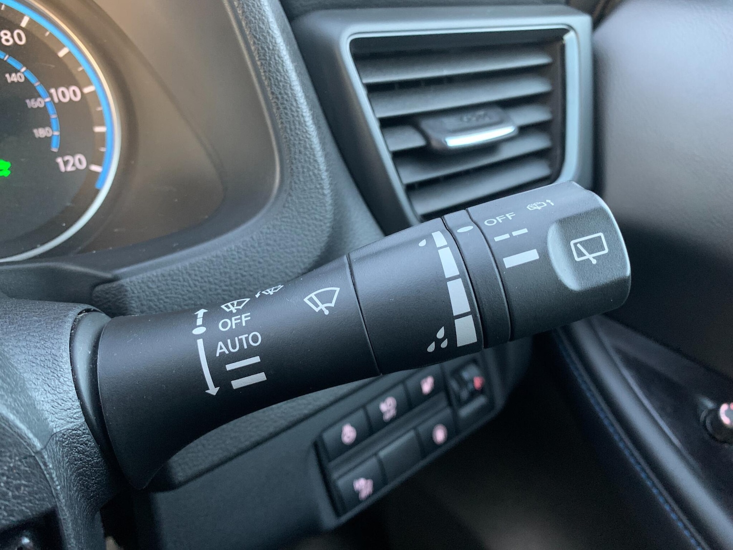 Used Nissan Leaf 2019 for sale - 77456438: Photo 25