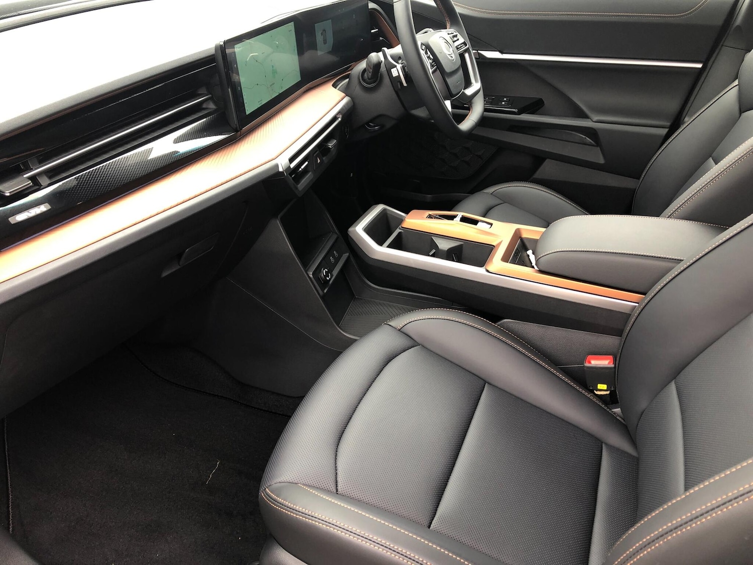 Used KGM Torres 2024 for sale - 77439811: Photo 2