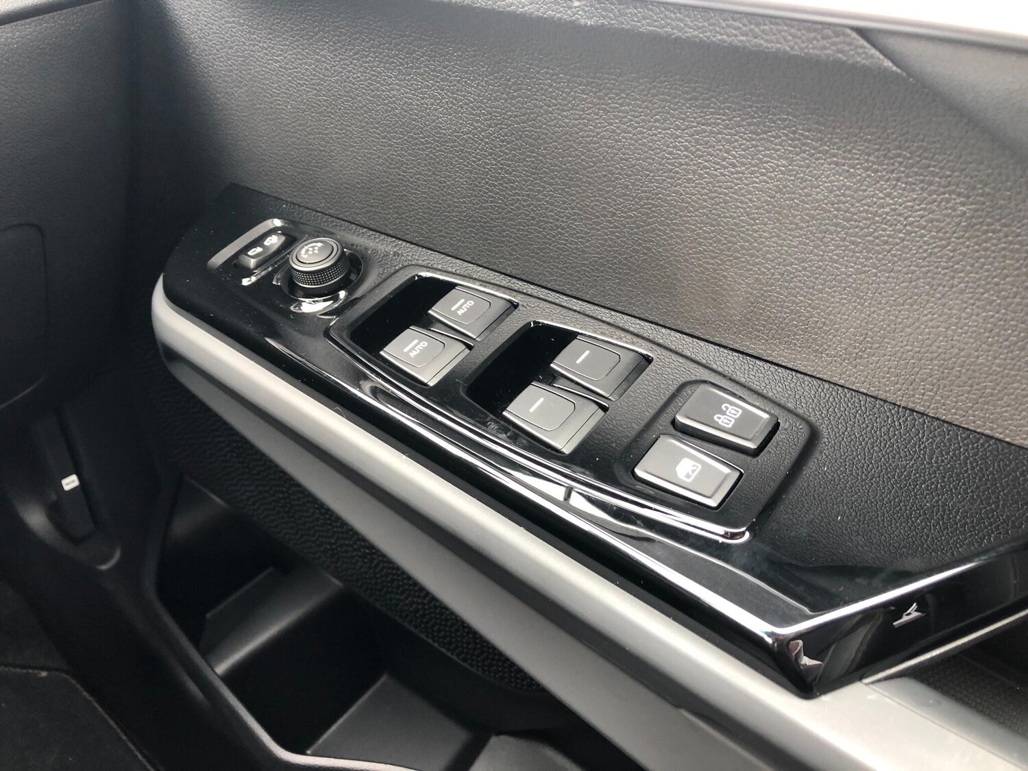 Used KGM Torres 2024 for sale - 77439811: Photo 26