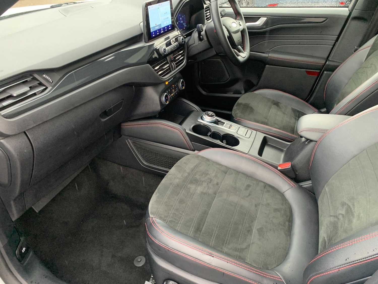 Used Ford Kuga 2023 for sale - 78101456: Photo 2