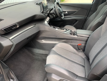 Used Peugeot 3008 2024 for sale - 79437184: Photo