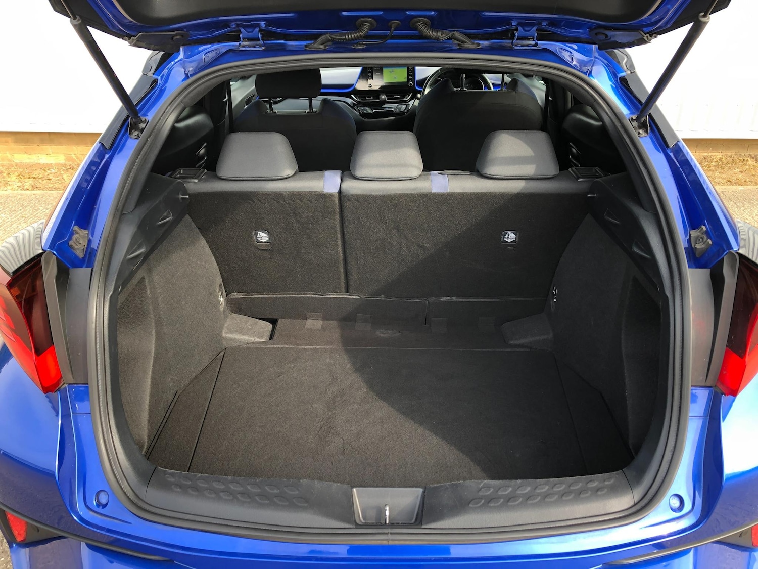 Used Toyota C-HR 2021 for sale - 76214236: Photo 10