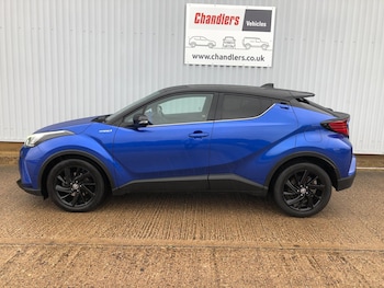 Used Toyota C-HR 2021 for sale - 76214236: Photo