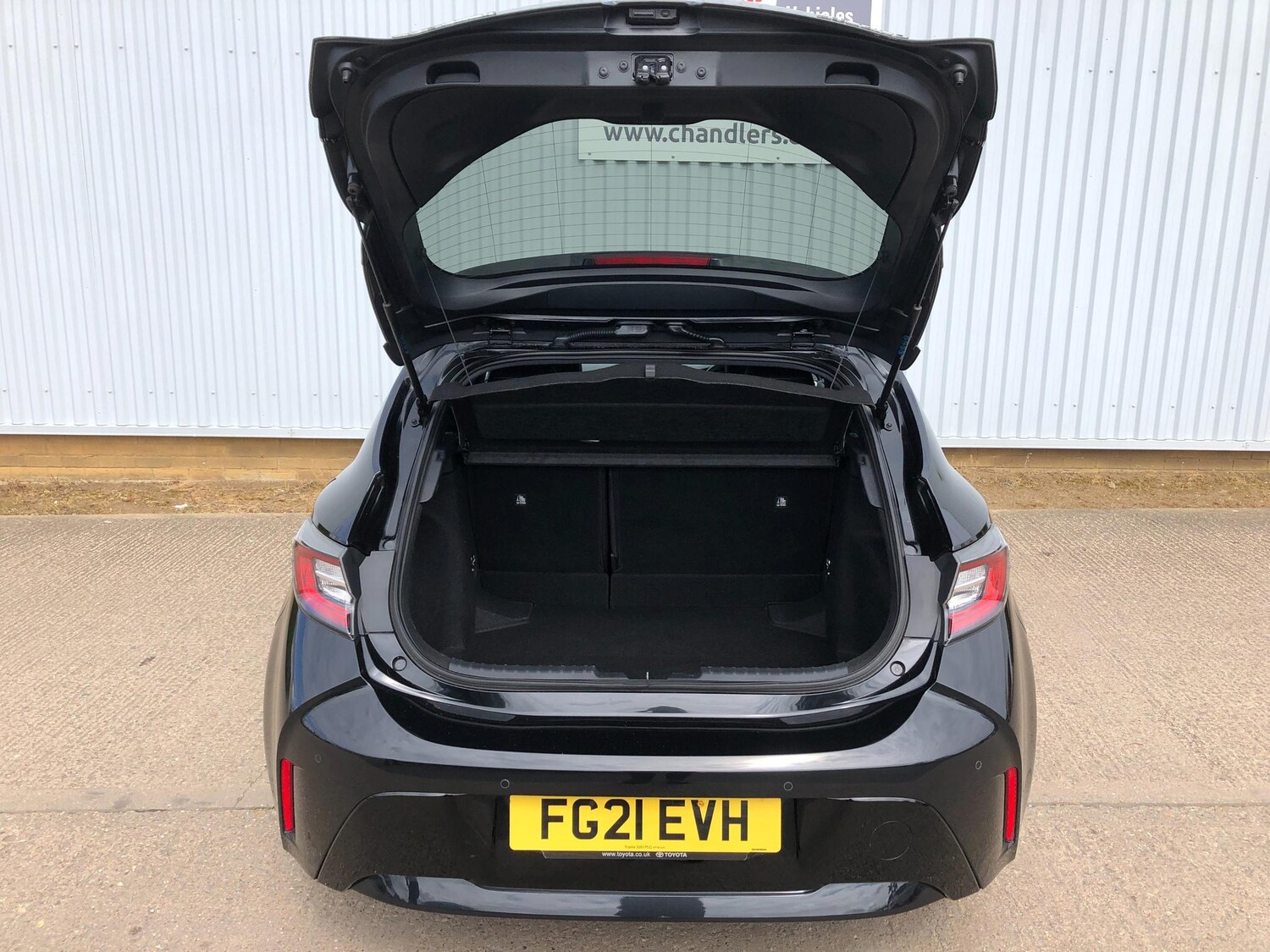 Used Toyota Corolla 2021 for sale - 76215401: Photo 15