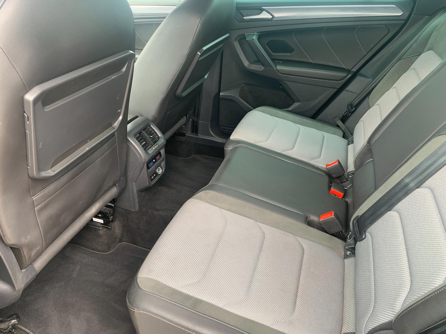 Used Volkswagen Tiguan 2020 for sale - 76214284: Photo 13