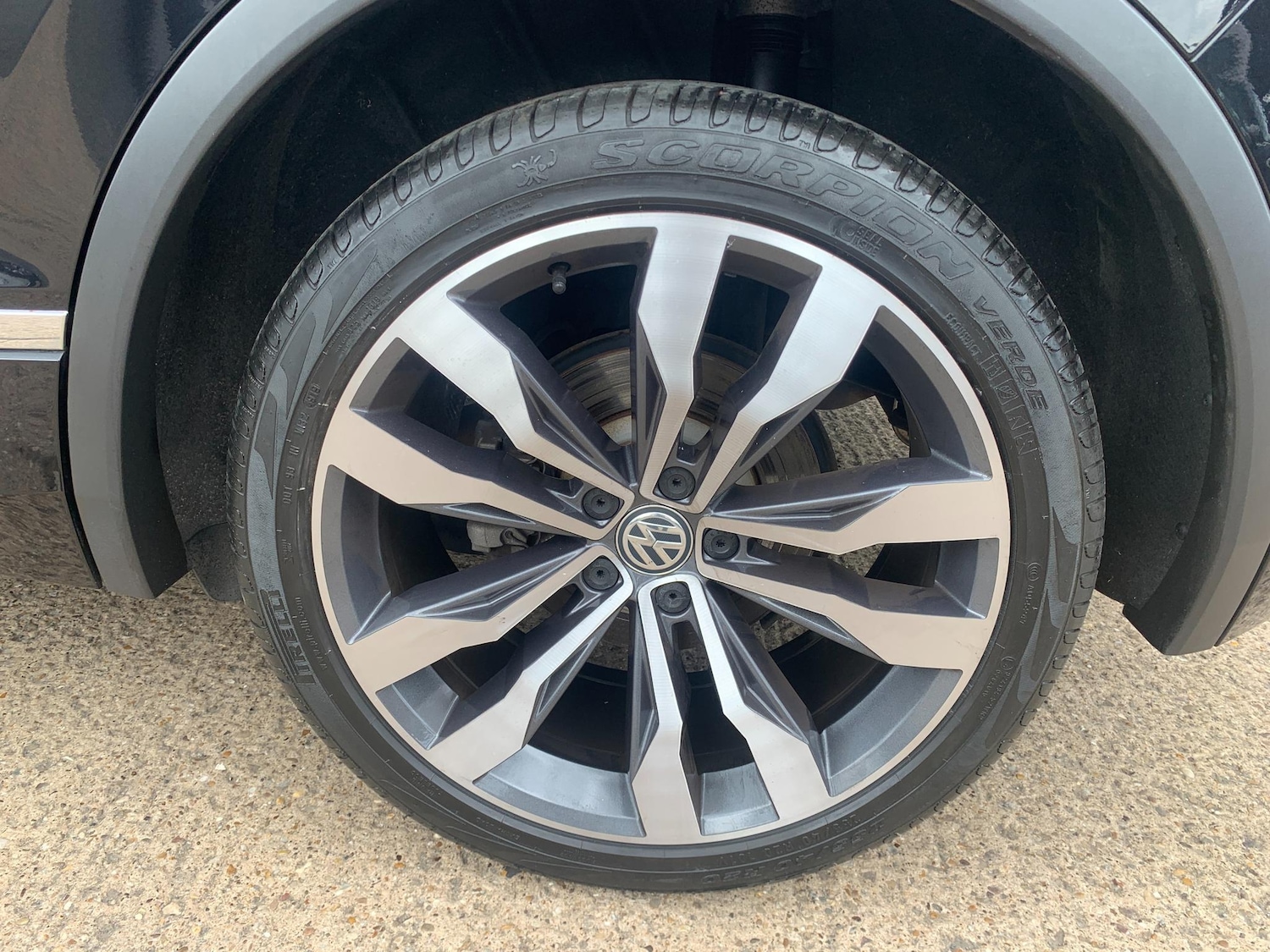 Used Volkswagen Tiguan 2020 for sale - 76214284: Photo 18