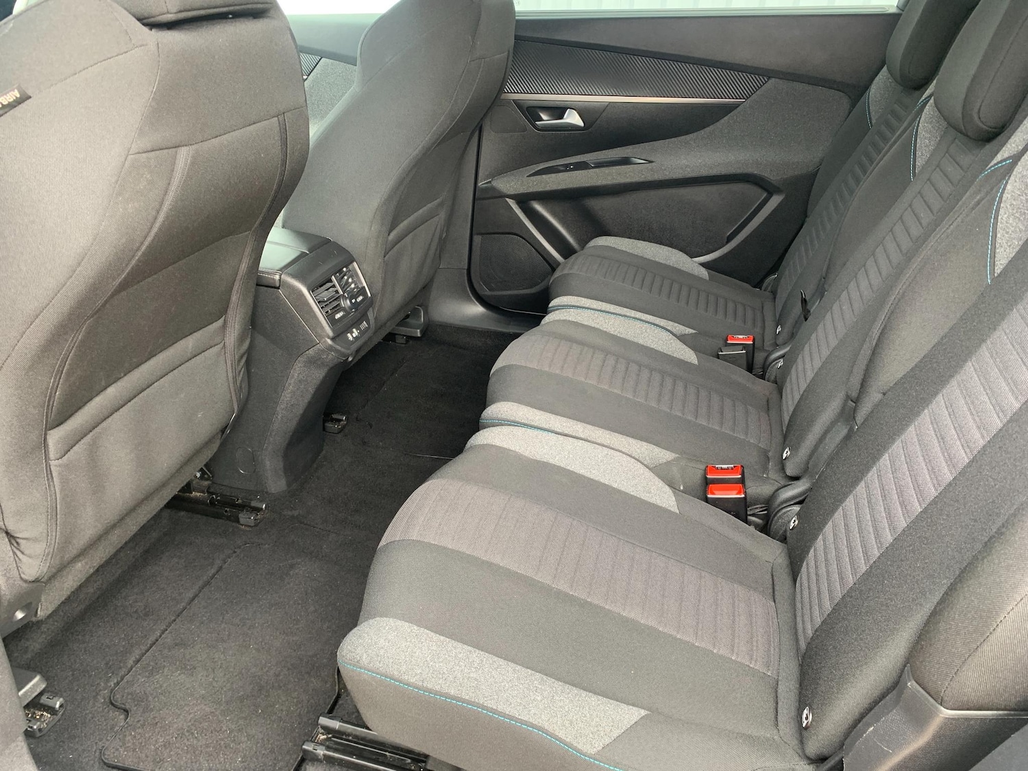 Used Peugeot 5008 2023 for sale - 78100123: Photo 6