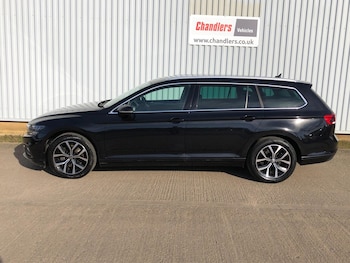 Used Volkswagen Passat 2022 for sale - 76214384: Photo