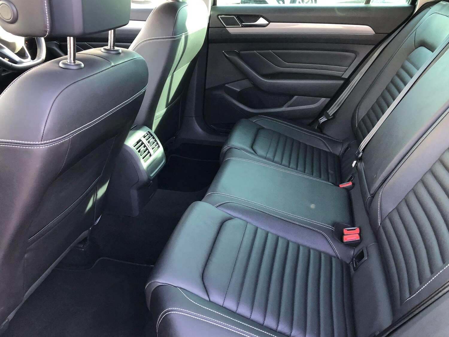 Used Volkswagen Passat 2022 for sale - 76214384: Photo 50