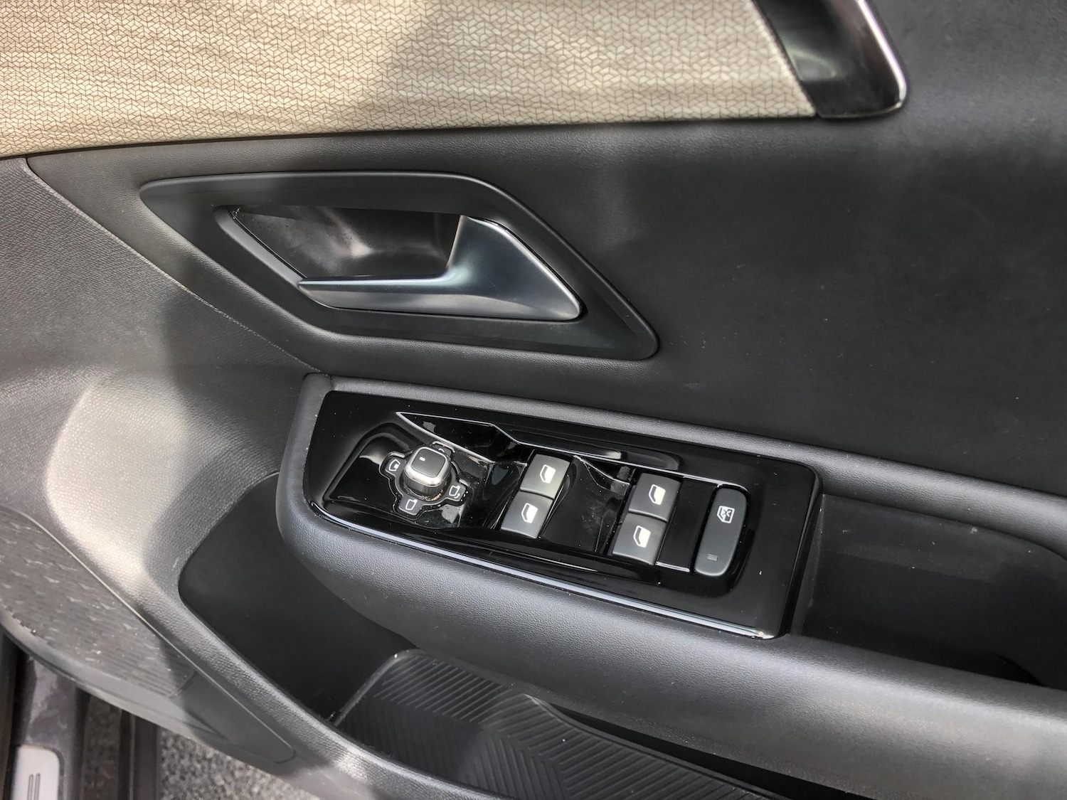 Used Citroen C5 X 2023 for sale - 78101485: Photo 15