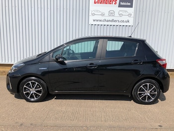Used Toyota Yaris 2018 for sale - 76215215: Photo