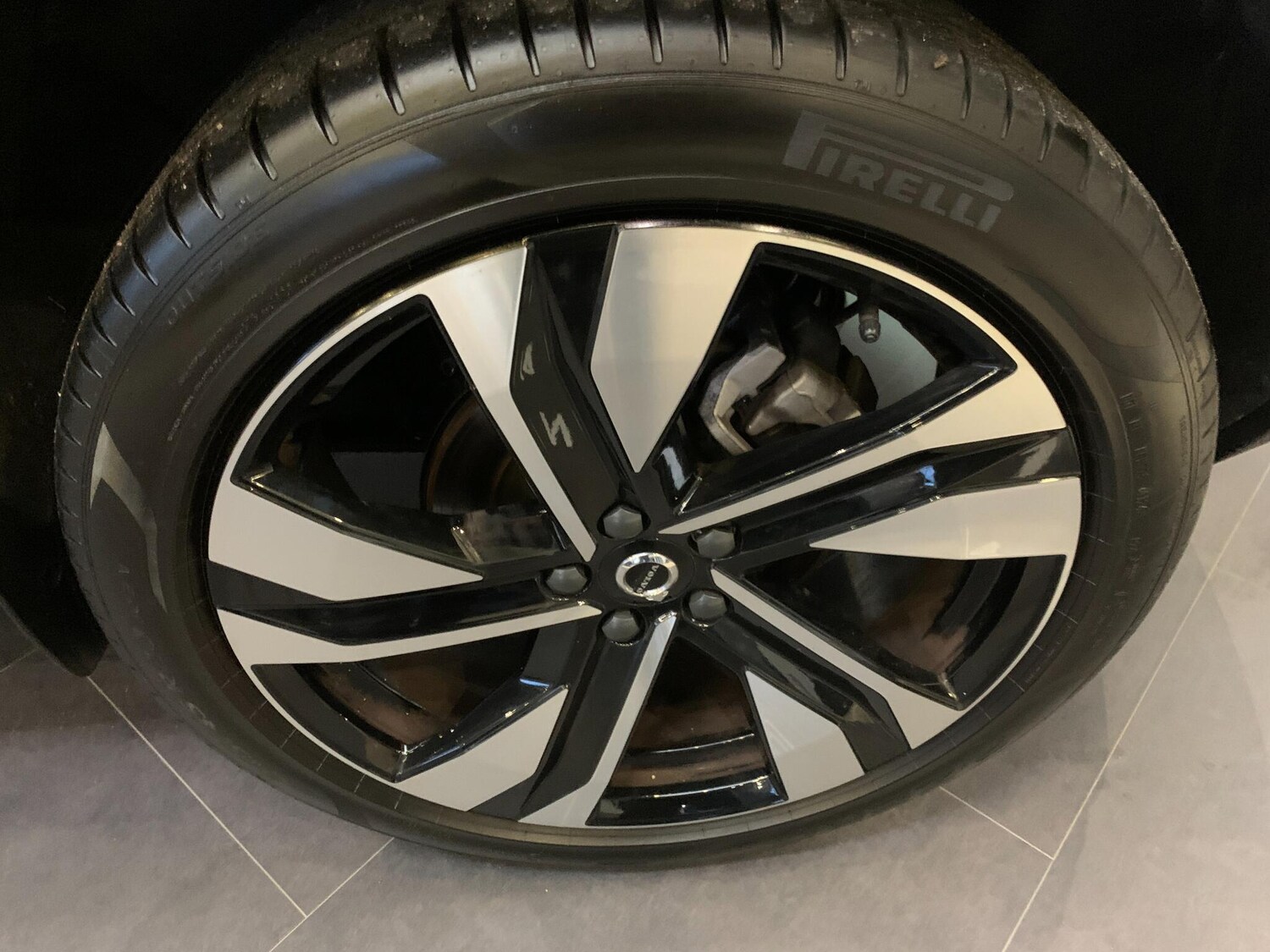 Used Volvo XC40 2025 for sale - 77456353: Photo 30