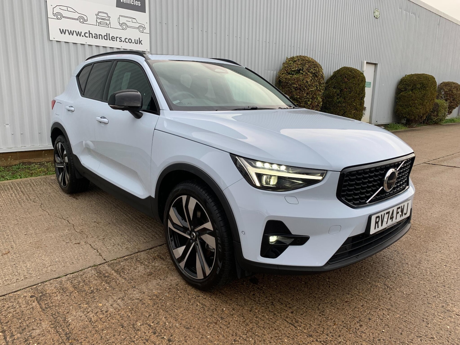 Used Volvo XC40 2025 for sale - 78101491: Photo 5