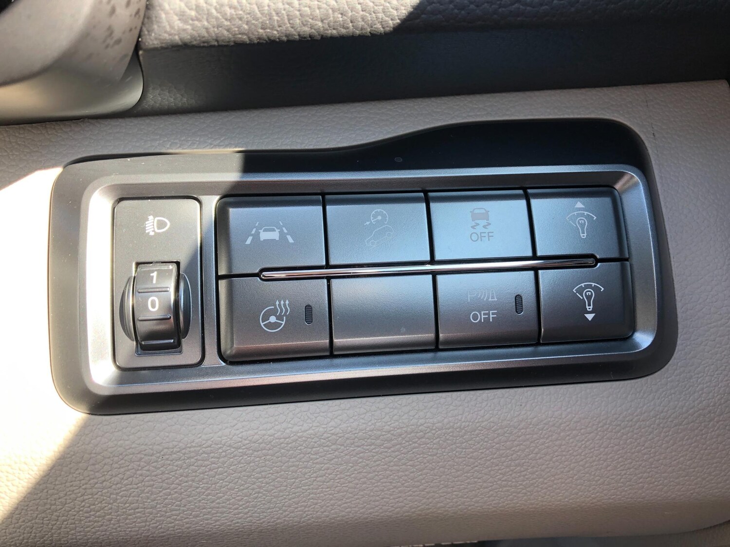 Used Ssangyong Tivoli 2023 for sale - 76214912: Photo 28