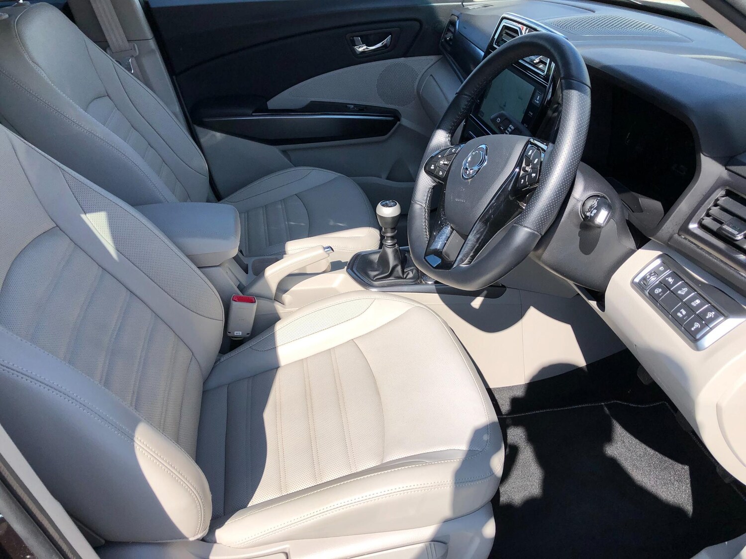 Used Ssangyong Tivoli 2023 for sale - 76214912: Photo 33