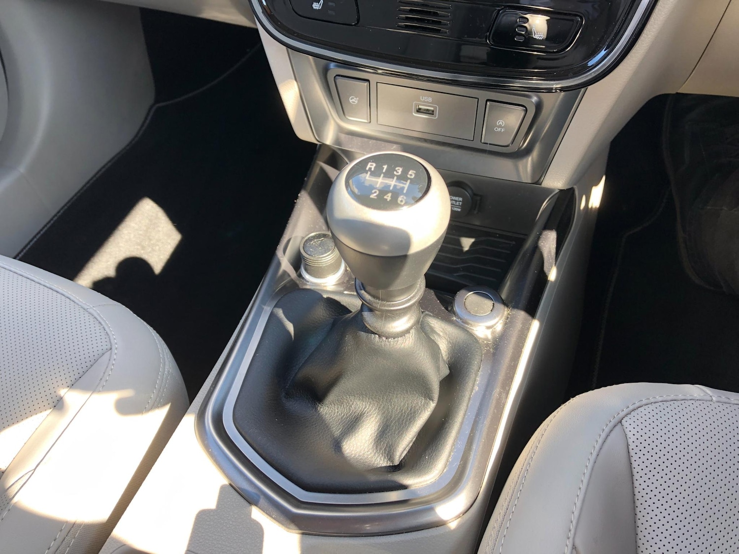 Used Ssangyong Tivoli 2023 for sale - 76214912: Photo 4