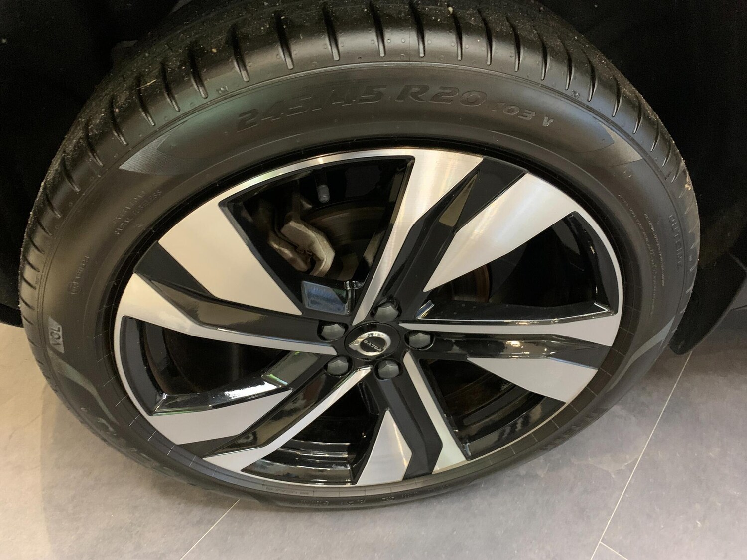 Used Volvo XC40 2025 for sale - 77412395: Photo 31