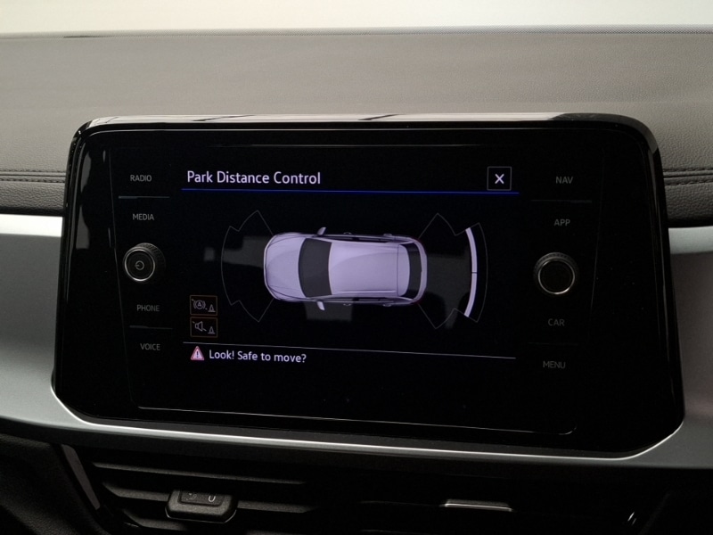 Used Volkswagen T-Roc 2023 for sale - 77086968: Photo 11