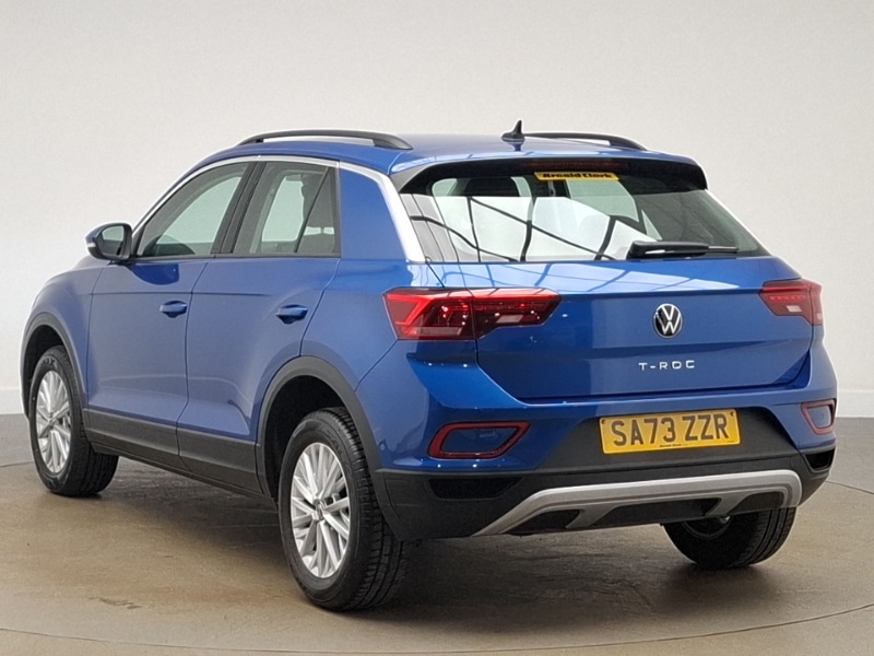 Used Volkswagen T-Roc 2023 for sale - 77086968: Photo 3