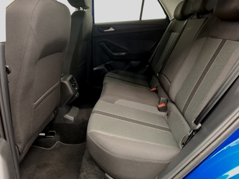 Used Volkswagen T-Roc 2023 for sale - 77086968: Photo 6