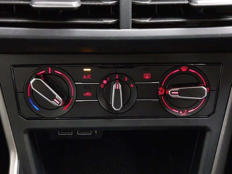 Used Volkswagen Polo 2020 for sale - 77284681: Photo 15