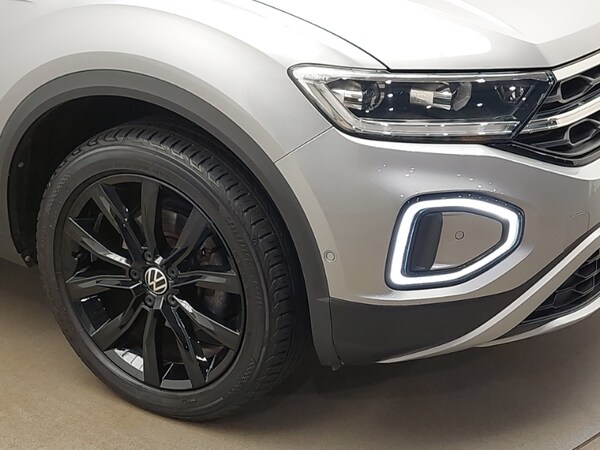 Used Volkswagen T-Roc 2023 for sale - 75197873: Photo 9